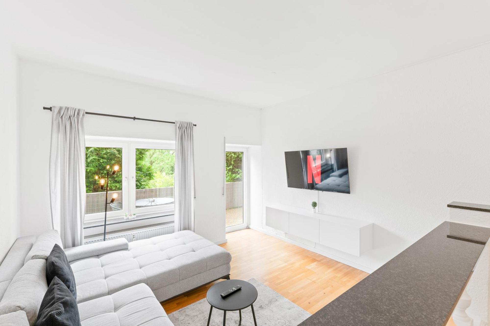 Kingsize Bett, Terrasse, Netflix, Zwei Zimmer Пфорцхайм Экстерьер фото